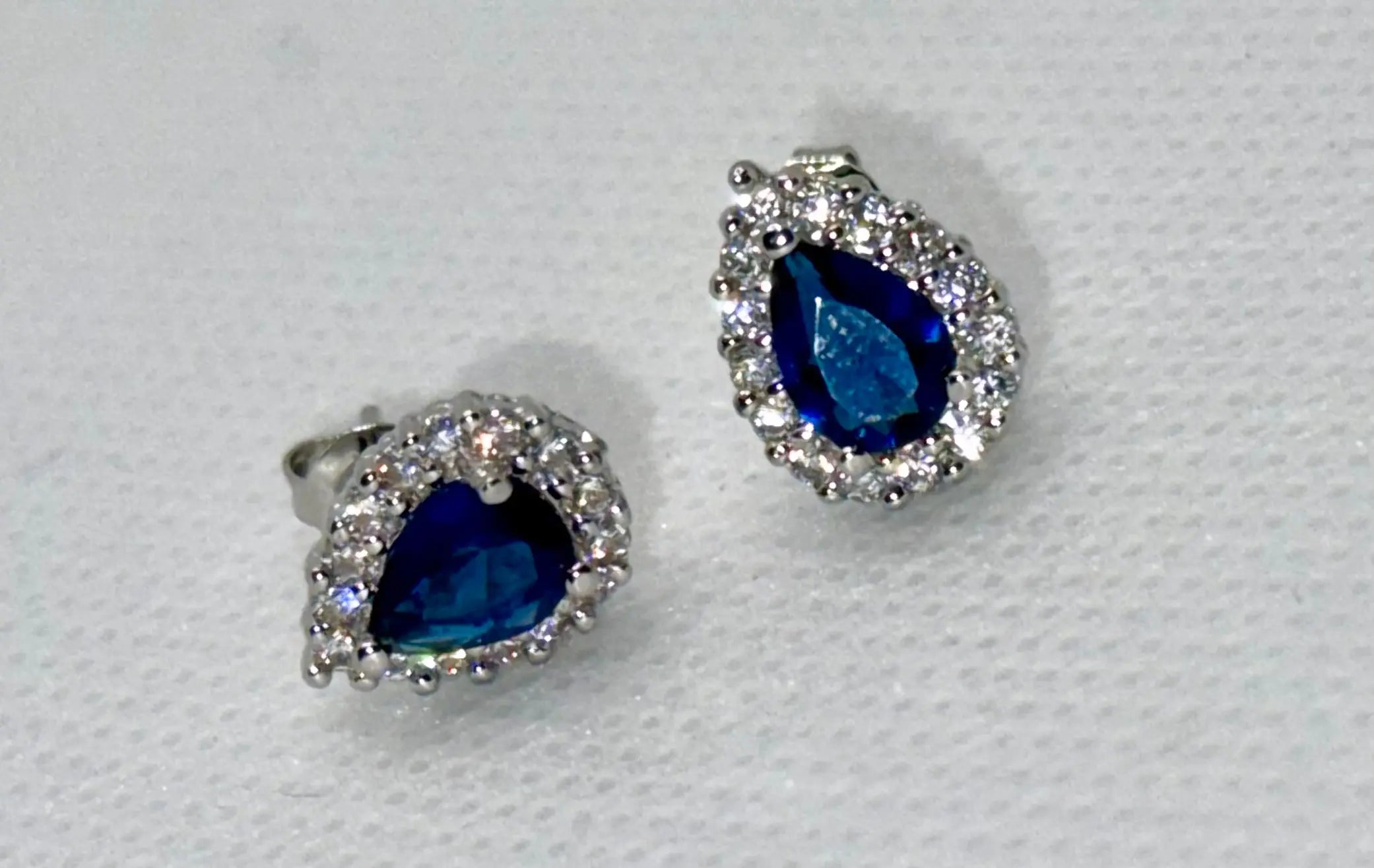 Vintage Red Crystal Earrings – 925 Sterling Silver Charm for Women Generic