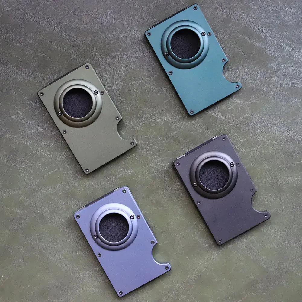 Card Holder Aluminum Case Metal with GPS Holder Trust Media 365 airtag-holder