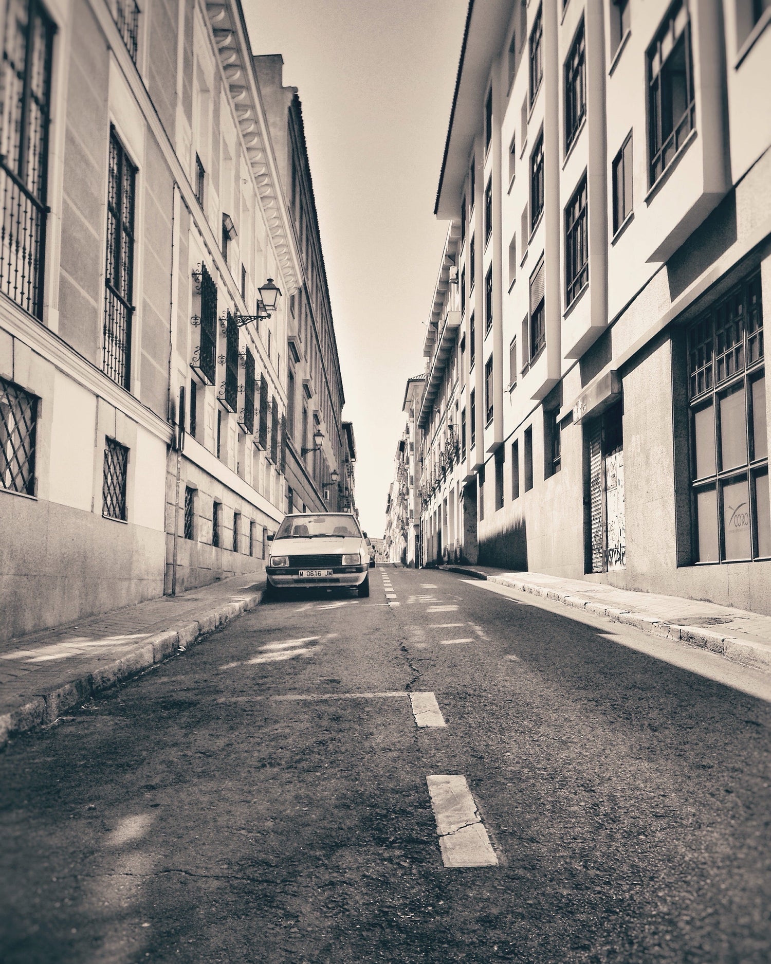 FBA-Inventory-Optimizing-Tracking-Top-Selling-Products-and-Restock-Needs TRUST 365 Media