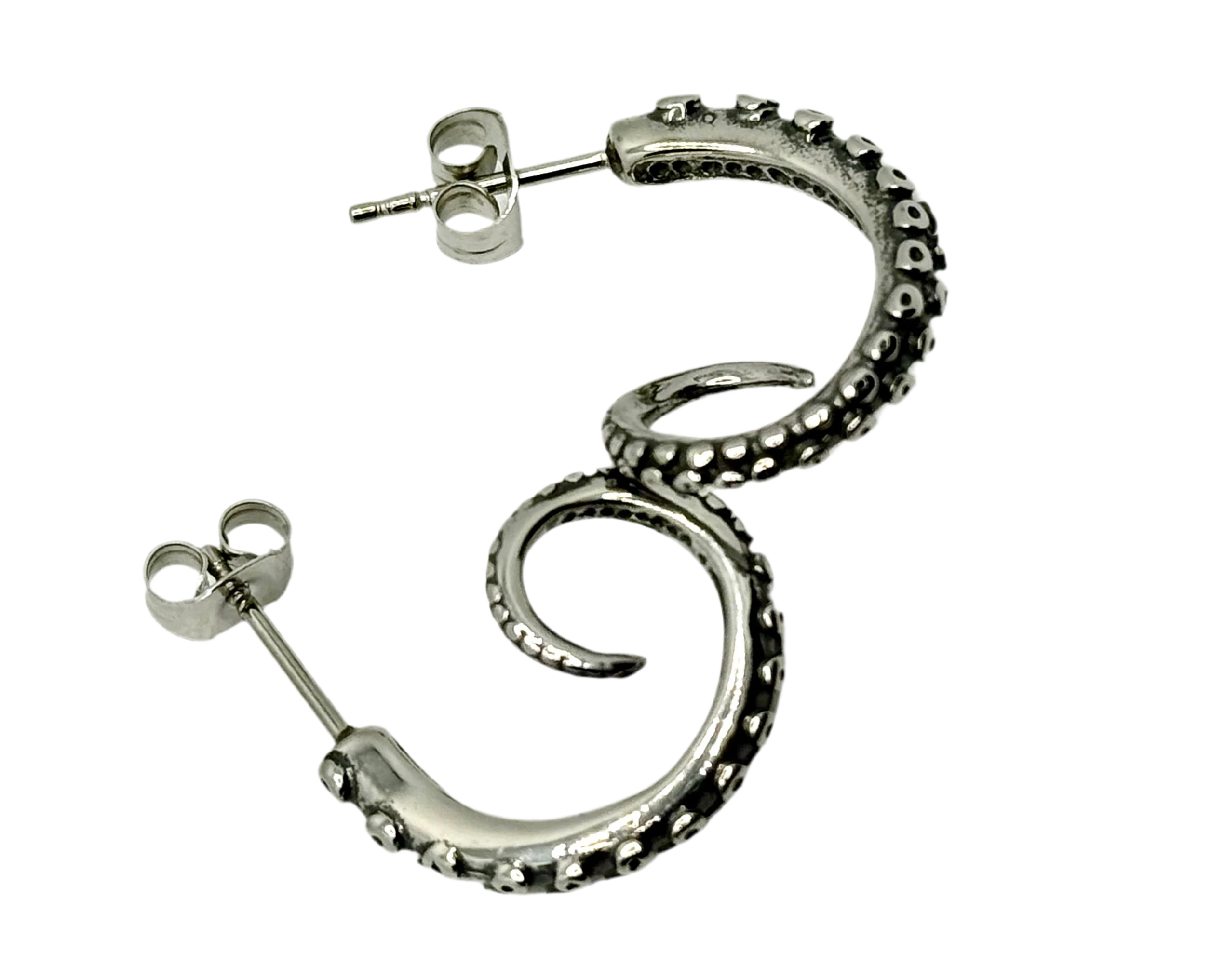 Gothic Octopus Tentacles Earrings – Boho Punk Cuttlefish Design Generic